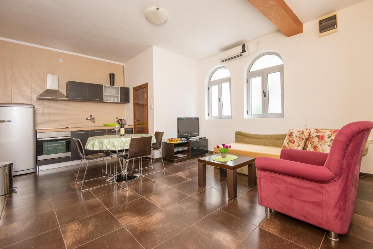 Gemma Di Cattaro Apartments Екстер'єр фото